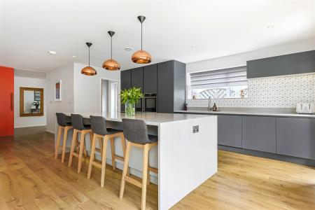 4 bedroom Detached house for sale in Merley Ways, Wimborne