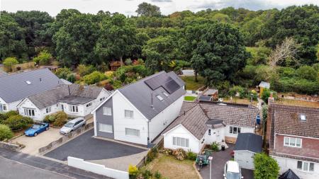 4 bedroom Detached house for sale in Merley Ways, Wimborne