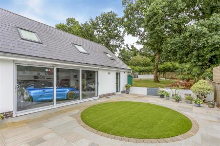 4 bedroom Detached house for sale in Merley Ways, Wimborne