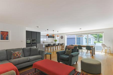 4 bedroom Detached house for sale in Merley Ways, Wimborne