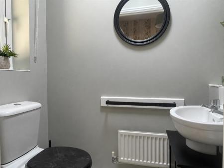 3 bedroom End of terrace house for sale in Bankes Road, Wimborne