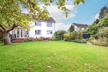4 bedroom Detached house for sale in Furzehill, Wimborne