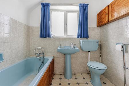 4 bedroom Detached house for sale in Furzehill, Wimborne