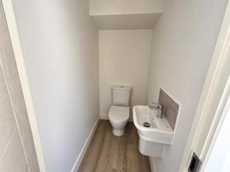 2 bedroom Terraced House to let in Wheatsheaf Road, Wimborne
