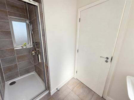 2 bedroom Terraced House to let in Wheatsheaf Road, Wimborne