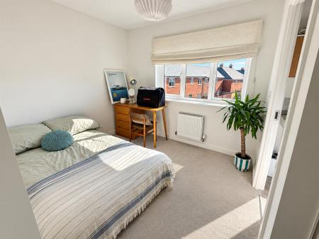 2 bedroom Terraced House to let in Wheatsheaf Road, Wimborne