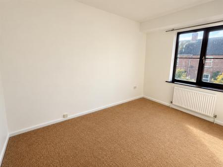 2 bedroom Apartment to let in 32 Crescent Road, Wimborne