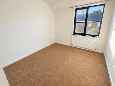 2 bedroom Apartment to let in 32 Crescent Road, Wimborne
