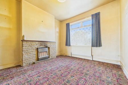 3 bedroom Terraced House for sale in Butts Road, Barton-upon-Humber, North Lincolnshire, DN18