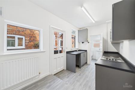 3 bedroom Terraced House for sale in Dam Road, Barton-upon-Humber, North Lincolnshire, DN18