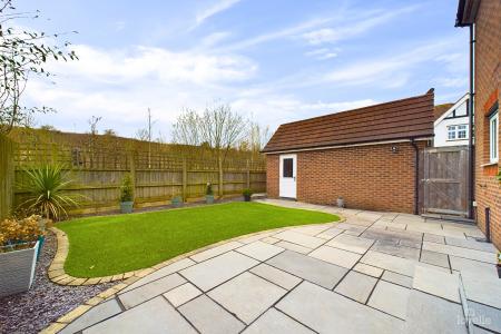 4 bedroom Detached house for sale in Jubilee Place, Barton-upon-Humber, North Lincolnshire, DN18