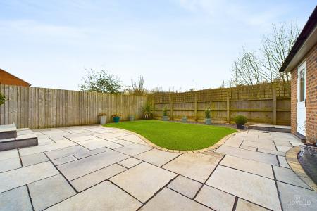 4 bedroom Detached house for sale in Jubilee Place, Barton-upon-Humber, North Lincolnshire, DN18