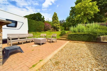 4 bedroom Detached house for sale in Main Street, Horkstow, North Lincolnshire, DN18