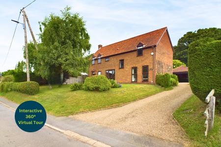 4 bedroom Detached house for sale in Main Street, Horkstow, North Lincolnshire, DN18