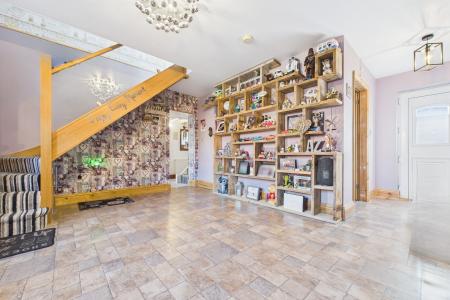 5 bedroom Detached house for sale in North End, Goxhill, North Lincolnshire, DN19