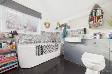 5 bedroom Detached house for sale in North End, Goxhill, North Lincolnshire, DN19