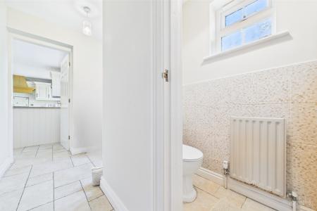 4 bedroom Detached house for sale in Swallow Lane, Wootton, North Lincolnshire, DN39