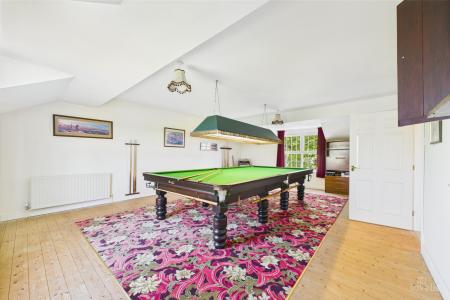 4 bedroom Detached house for sale in Swallow Lane, Wootton, North Lincolnshire, DN39