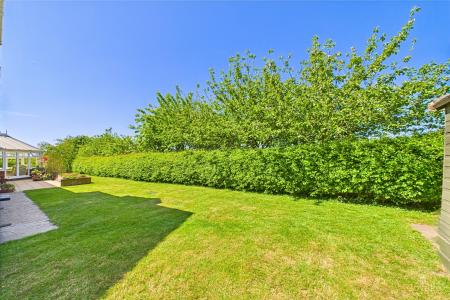 4 bedroom Detached house for sale in Swallow Lane, Wootton, North Lincolnshire, DN39