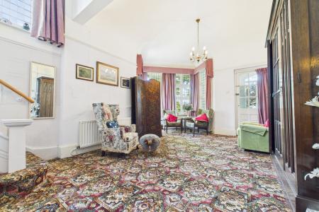 6 bedroom Detached house for sale in West End Road, Ulceby, North Lincolnshire, DN39