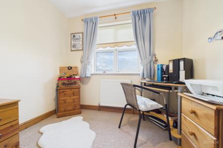 3 bedroom Detached house for sale in Worsley Paddock, Ulceby, North Lincolnshire, DN39