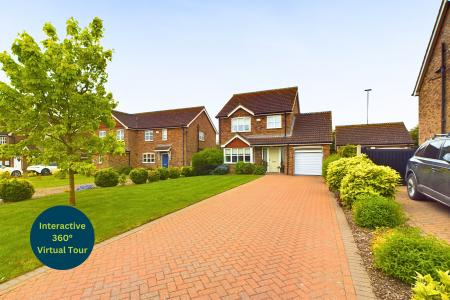 3 bedroom Detached house for sale in Worsley Paddock, Ulceby, North Lincolnshire, DN39