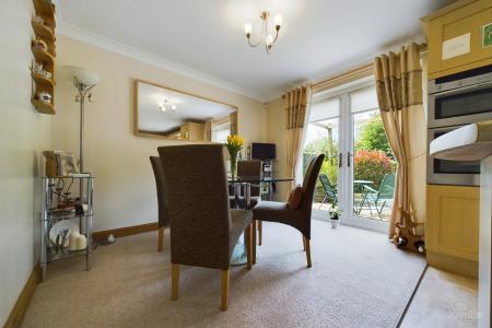 3 bedroom Detached house for sale in Worsley Paddock, Ulceby, North Lincolnshire, DN39