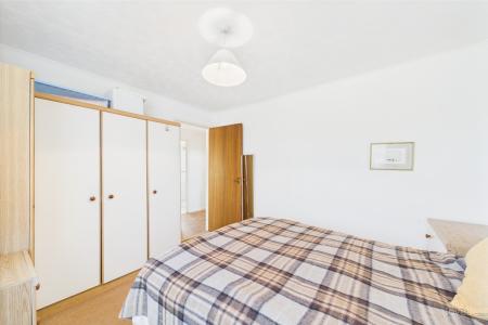 2 bedroom Detached bungalow for sale in Welton Close, Barton-upon-Humber, North Lincolnshire, DN18