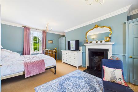 4 bedroom Detached house for sale in Willow House - Soutergate, Barton-upon-Humber, North Lincolnshire, DN18