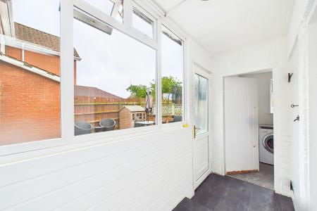 3 bedroom Semi-detached house for sale in Providence Crescent, Barton-upon-Humber, North Lincolnshire, DN18