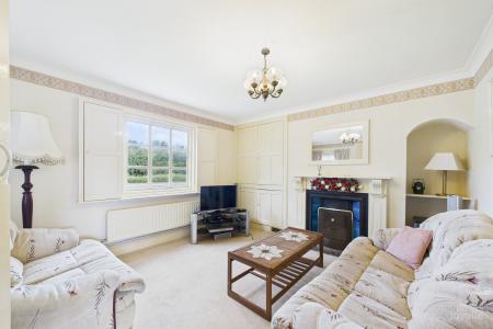 2 bedroom Semi-detached house for sale in Killingholme Road, Ulceby, North Lincolnshire, DN39