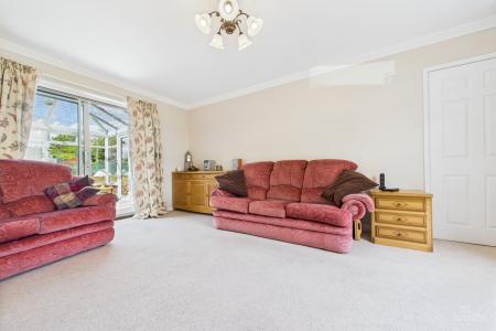 4 bedroom Detached house for sale in Horkstow Road, Barton-upon-Humber, North Lincolnshire, DN18