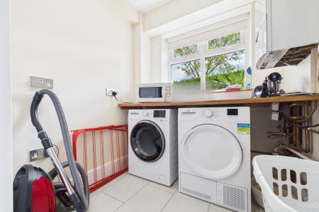 4 bedroom Detached house for sale in Eastfield Road, Barton-upon-Humber, North Lincolnshire, DN18