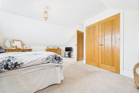 4 bedroom Detached house for sale in Eastfield Road, Barton-upon-Humber, North Lincolnshire, DN18