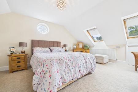 4 bedroom Detached house for sale in Eastfield Road, Barton-upon-Humber, North Lincolnshire, DN18