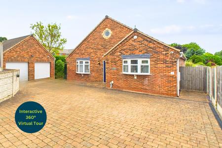 4 bedroom Detached house for sale in Eastfield Road, Barton-upon-Humber, North Lincolnshire, DN18