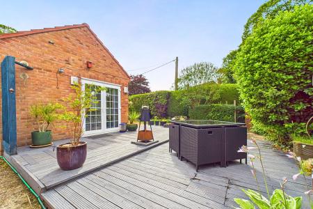 3 bedroom Detached bungalow for sale in Main Street, Bonby, North Lincolnshire, DN20