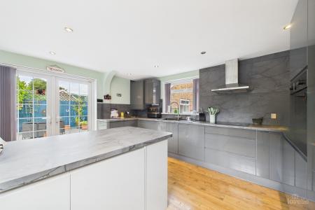 3 bedroom Detached bungalow for sale in Main Street, Bonby, North Lincolnshire, DN20