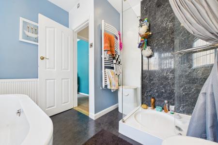 3 bedroom Detached bungalow for sale in Main Street, Bonby, North Lincolnshire, DN20