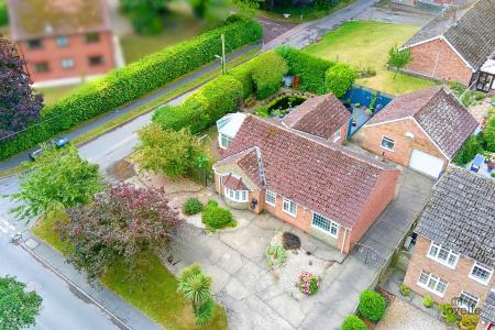 3 bedroom Detached bungalow for sale in Main Street, Bonby, North Lincolnshire, DN20