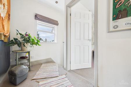 4 bedroom Semi-detached house for sale in Palmer Lane, Barrow-upon-Humber, North Lincolnshire, DN19