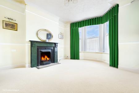 3 bedroom Semi-detached house for sale in Westfield Road, Barton-upon-Humber, North Lincolnshire, DN18