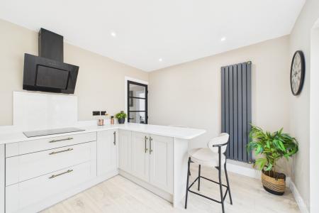 3 bedroom Detached bungalow for sale in Bradwell Close, Barton-upon-Humber, North Lincolnshire, DN18