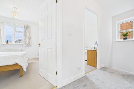 4 bedroom Detached house for sale in Varah Close, Barton-upon-Humber, North Lincolnshire, DN18