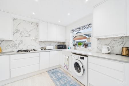 4 bedroom Detached house for sale in Varah Close, Barton-upon-Humber, North Lincolnshire, DN18