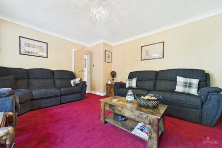 4 bedroom Detached bungalow for sale in Stephen Crescent, Barton-upon-Humber, North Lincolnshire, DN18