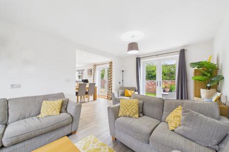 4 bedroom Detached house for sale in St Chads Way, Barton-upon-Humber, North Lincolnshire, DN18