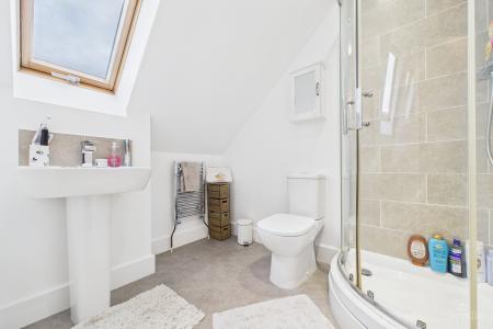 6 bedroom Detached house for sale in Huntsman Close, Goxhill, North Lincolnshire, DN19