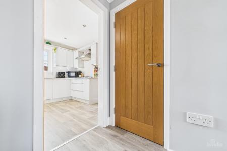 6 bedroom Detached house for sale in Huntsman Close, Goxhill, North Lincolnshire, DN19