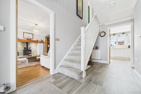 6 bedroom Detached house for sale in Huntsman Close, Goxhill, North Lincolnshire, DN19